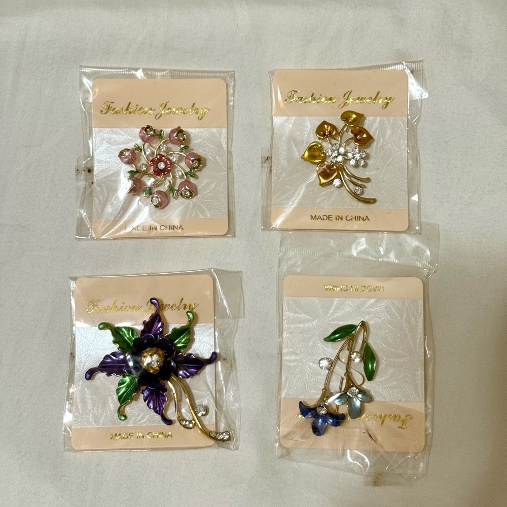 Floral Brooch Set - Multicolor